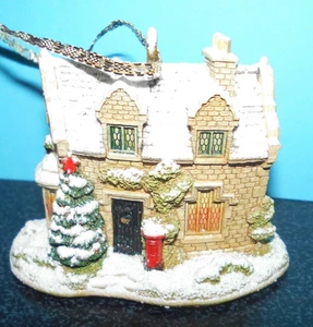 Lilliput Lane - CHRISTMAS POST L2902 - Christmas Hanging Decoration 2006 - Foto 1 di 3