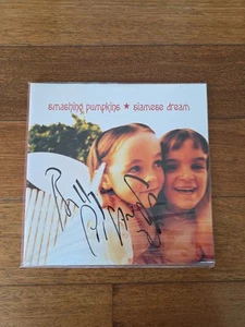 SMASHING PUMPKINS SIAMESE DREAM RED SMOKE VINYL SIGNED BILLY CORGAN AUTOGRAPHED - Picture 1 of 3