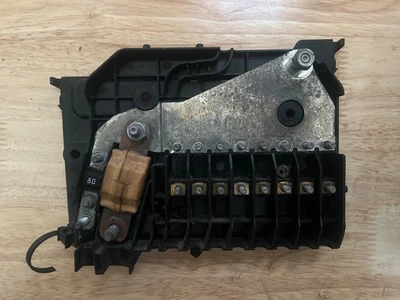 **ENVÍO EL MISMO DÍA** FORD FOCUS 2012-2014 BANDEJA BATERÍA PANEL CAJA FUSIBLES Foto 1 de 2