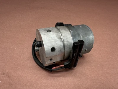 Bomba compresora DSC BMW E38 750IL E39 E52 control de tracción de freno fabricante de equipos originales 112 k millas Foto 1 de 4