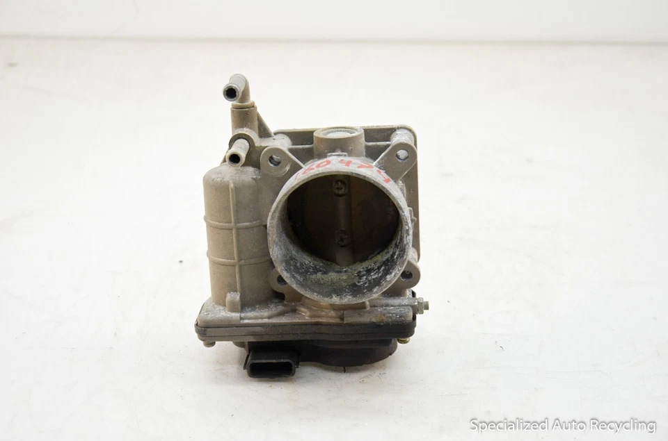 Infiniti M37 2012 carrocería del acelerador Foto 1 de 4