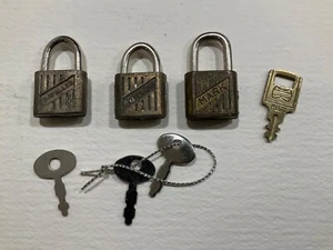 Valigia vintage Mark Traveller bagaglio treno valigia serrature x3 tono oro - Foto 1 di 4