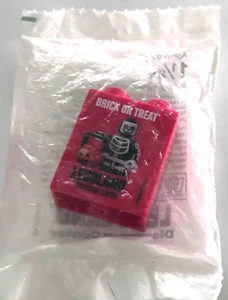 LEGO Legoland Duplo Brick or Treat Halloween Red Brick Skeleton Pumpkin 2010 - Picture 1 of 3