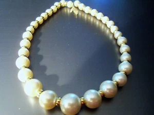 NAPIER VINTAGE GRADUATED PEARL AND GOLD NECKLACE..SIGNED.. 18 INCHES - Picture 1 of 3