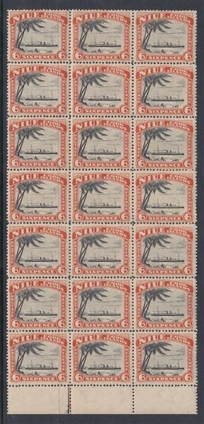 NIUE 1944 6d. BLACK & RED-ORANGE MINT BLOCK (x21) (ID:225/D59686) - Image 1 of 1