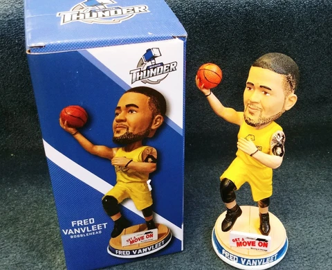 RARE 2019 #23 Fred VanVleet Bobblehead - Toronto Raptors - Wichita State - NEW Cover