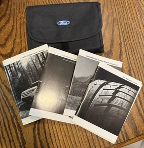 2015 Ford Explorer Owners Manual set with Case b7 - Bild 1 von 3