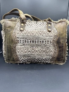 Myra Tasche Western Canvas Beuteltasche/Schultertasche - Baumwolle & Upcycling Leder - Bild 1 von 14