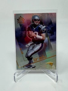 2004 Reflections Football Tom Brady Holo Foil Card #85 - Picture 1 of 2
