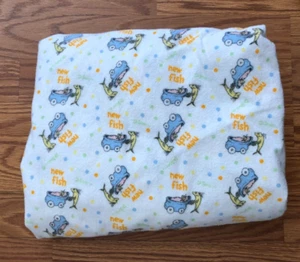 Dr. Seuss NEW FISH Print Fitted Crib Sheet By Trend Lab 28" x 52" - Picture 1 of 4