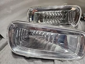 For 2004-2005 Ford F150 Mark LT Fog Light Set Driver and Passenger Side - Picture 1 of 16