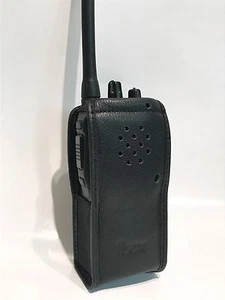ICOM IC-F15 F25 F12 .055 GENUINE LEATHER ICOM CARRY CASE fbf3e - Picture 1 of 3