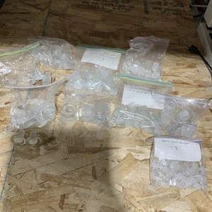 Lot of 100+ Kimax PYREX laboratory glass head stoppers - Mixed sizes - Picture 1 of 11