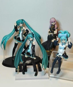 Lote de 4 figuras Vocaloid Hatsune Miku Megurine Luka project DIVA ARCADE sin caja - Imagen 1 de 12