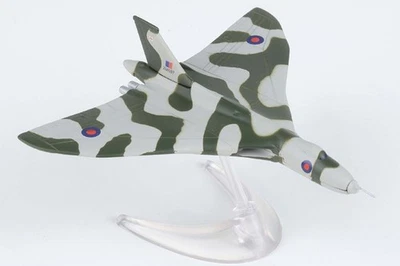 Corgi 1/350 Vulcan B.Mk 2 RAF - Image 1 of 2