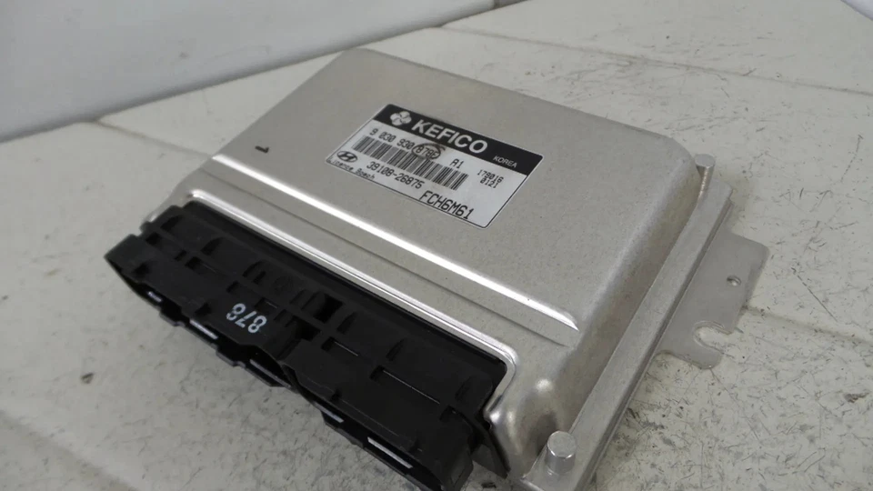 CENTRALINA INIEZIONE Hyundai Matrix Hatchback 1.6 16V (G4ED) 2008 3910826875 - Immagine 1 di 1