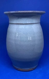 ©2004 "WAGON" HANDMADE PALE BLUE POTTERY VASE - Picture 1 of 9