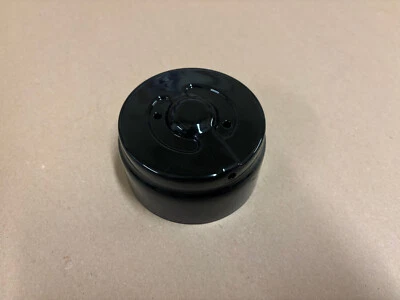 КРЫШКА ТОРЦА ГЕНЕРАТОРА HARLEY DAVIDSON A B C J JD JDH С ПЛОСКОЙ ГОЛОВКОЙ IOE 1926-1934 - Изображение 1 из 4