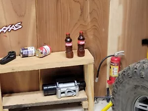 Rc Crawler Garage Miniature Coke Bottles X2 1/10 1/12 Scale Realistic - Picture 1 of 2