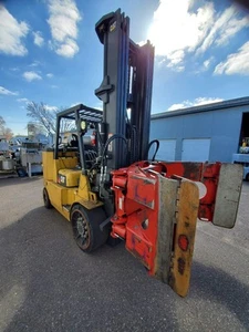 2019 CATERPILLAR GC70K FORKLIFT W/ BOLZONI AURAMO ARC 100-1660P CLAMP ATTACHMENT - Picture 1 of 8