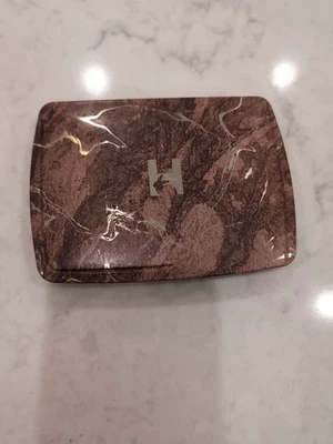 Hourglass Ambient Lighting Edit Universe Unlocked Palette - Image 1 of 4