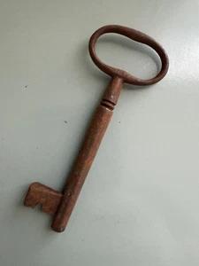 Antique Iron Skeleton Key Oval Bow Barrel Bit Warded Lock Key Vintage Rustic - Picture 1 of 4