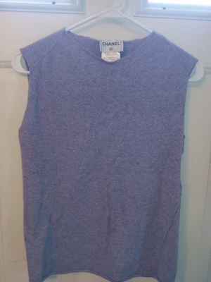 Suéter Chanel lavanda cachemir sin mangas talla 36 Foto 1 de 4