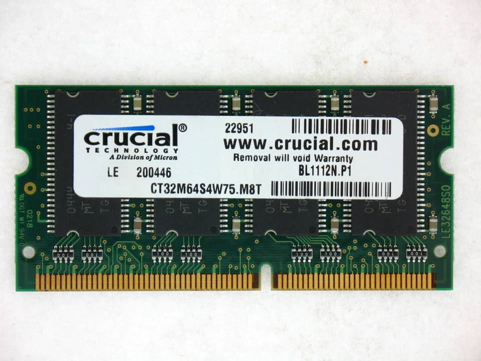 Portátil Notebook CRUCIAL CT32M64S4W75 256 MB PC133 Sodimm SDRAM 144 pines memoria  Foto 1 de 1