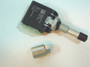 2021-2022 ASTON MARTIN DBX TIRE PRESSURE SENSOR TPMS MY83-36-10025 OEM NEW - Picture 1 of 4