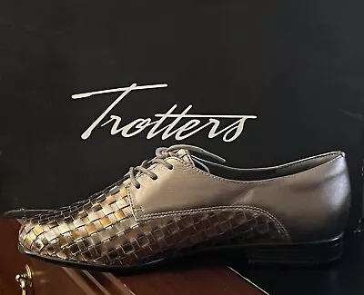 Trotters Lizzie T1858 women Pewter 6 Extra Wide Leather Oxford Flats Shoes 6WW  - Image 1 of 4