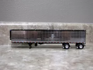 DCP 1/64 Black Chrome 53' Utility Refrigerated Spread Axle Trailer Farm Toy - Picture 1 of 3