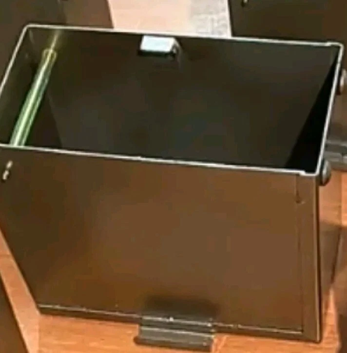 Telefono a Gettoni SIP U+I Cassetto Incasso Gettoni  - Immagine 1 di 1