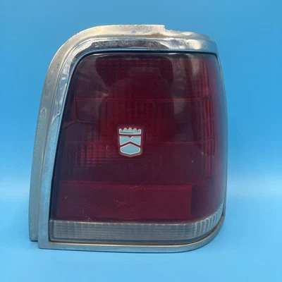 1988-1991 Ford LTD Crown Victoria Passenger Right Taillight Tail Light OEM - Image 1 of 4