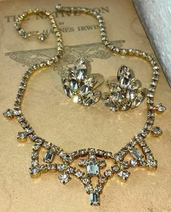 Vintage goldfarbene klare Strass Halskette und Clip Ohrringe Demi Parure SAUBER - Bild 1 von 3
