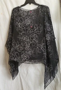 Vince Camuto  Sheer Poncho with Cami Floral Asymmetrical Black Top (Size M) - Picture 1 of 4