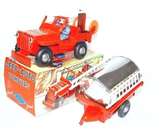 Jouet Joyax 1:28 WILLYS JEEP "POMPIERS" + TRAILER Fire Service Tin Toy Car MB`70 - Picture 1 of 11