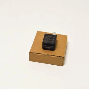 Porsche Boxster 987 Convertible Top Relay 99965701490 NEW GENUINE - Picture 1 of 11