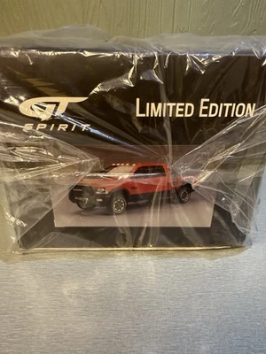 道奇 RAM 2500 Pick-Up Power Wagon 2017 红色 黑色 1: 18 GT Spirit — 第 1/4 张图片