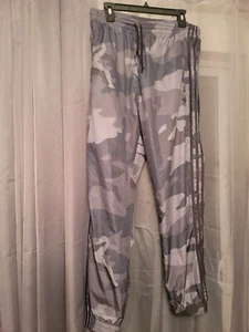 Adidas Womens Large Gray Camo Joggers Nwot - Picture 1 of 6