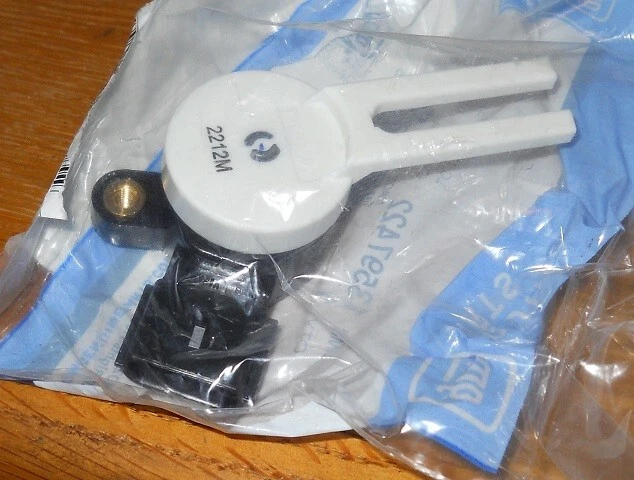 Sensor de posición del pedal de freno Chevrolet Camaro 2013-15 nuevo de lote Foto 1 de 1