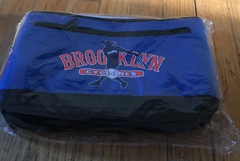 Brooklyn Cyclones BLUE LUNCH BAG COOLER NY Mets Minor League SGA New Sealed Cover