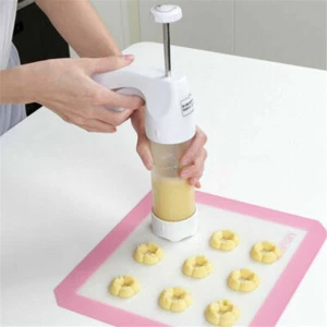 Biscuit Press Set Cookie Maker Machine Kit Spritz Dough Biscuits Making Tool NEW - Picture 1 of 7