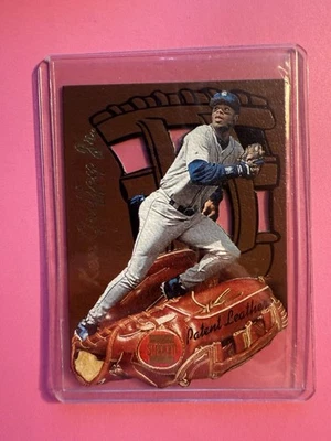 1997 Topps Stadium Club KEN GRIFFEY JR  Patent Leather DIE CUT PL4 RARE SSP - Image 1 of 2