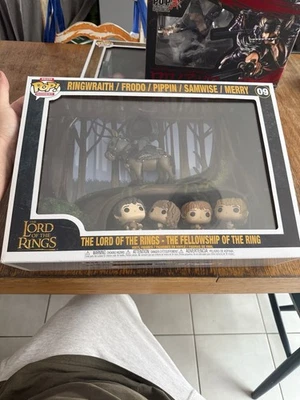 Funko Pop Film Moment Deluxe 09 The Lord of the rings The fellowship of the ring - Photo 1/4
