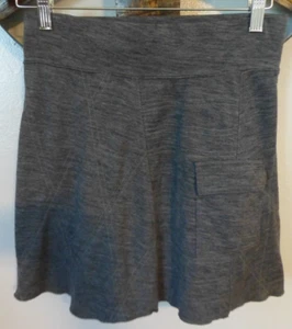 Title Nine Skirt 100% Merino Wool Gray Size Small Flap Pocket on Side - Picture 1 of 5