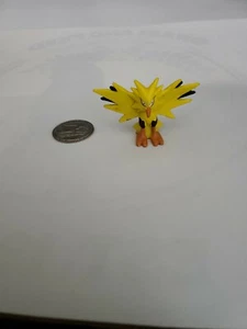 Tomy Pokemon ZAPDOS Mini Figure - CGTSJ  - Picture 1 of 6