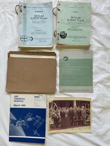 Milton Windler Estate Sale NASA Documents - SkyLab Flight Plan & Shuttle - 1971 - Picture 1 of 23