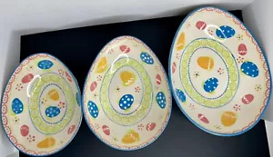 Set di 3 ciotole da portata Temptations Old World Egg Hunt Nesting 1-1,5-2 quarti taglie - Foto 1 di 23