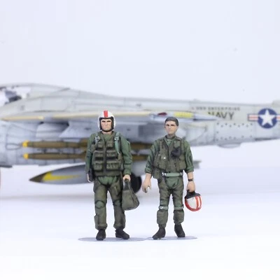 (Pre-Order) Set 02 US Navy Fighter Pilots 1:48 Pro Built Model - Image 1 of 4