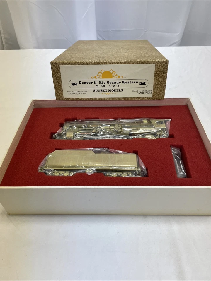 Sunset Models Brass Model Train Denver&Rio Grande Western M-69 4-8-2 Ho Scale! - Image 1 of 4